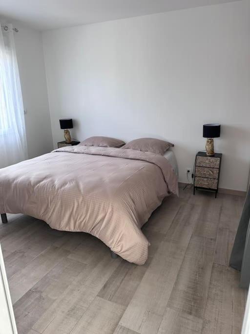 Chez Sana Apartment Saint-Dizier Bagian luar foto